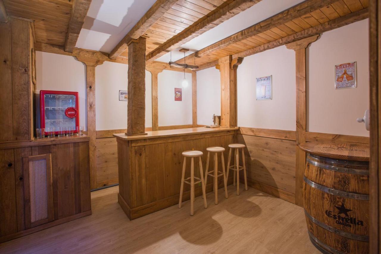Apartamentos Turisticos Avila La Catedral المظهر الخارجي الصورة